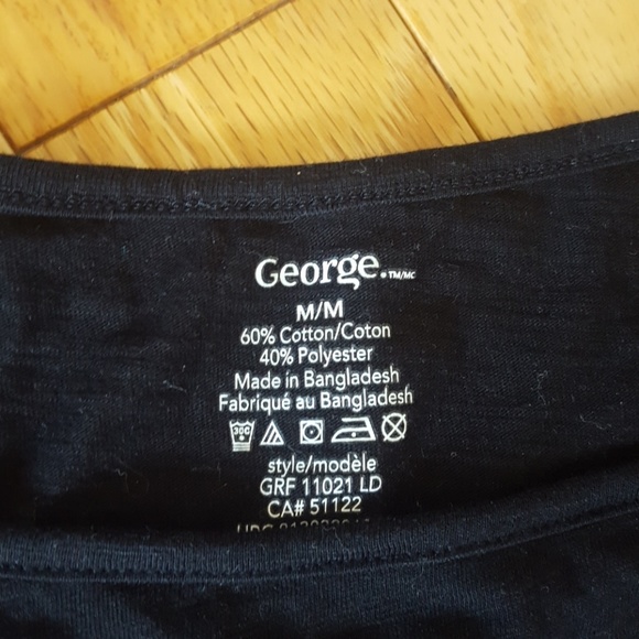 Black T-Shirt - M - Picture 2 of 3